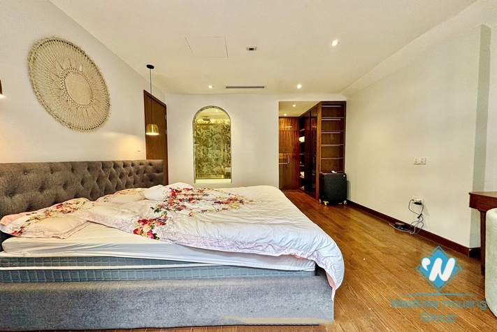 Garden 4 bedrooms house for rent in Tay Ho, Ha Noi